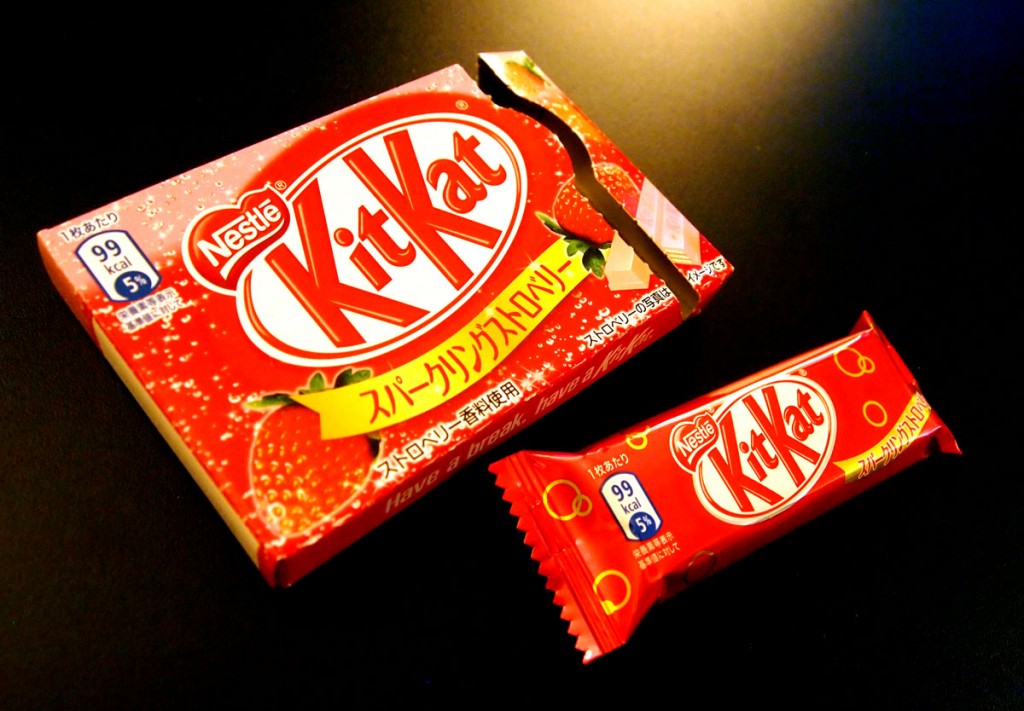 Review Kit Kat Sparkling Strawberry Oyatsu Break!